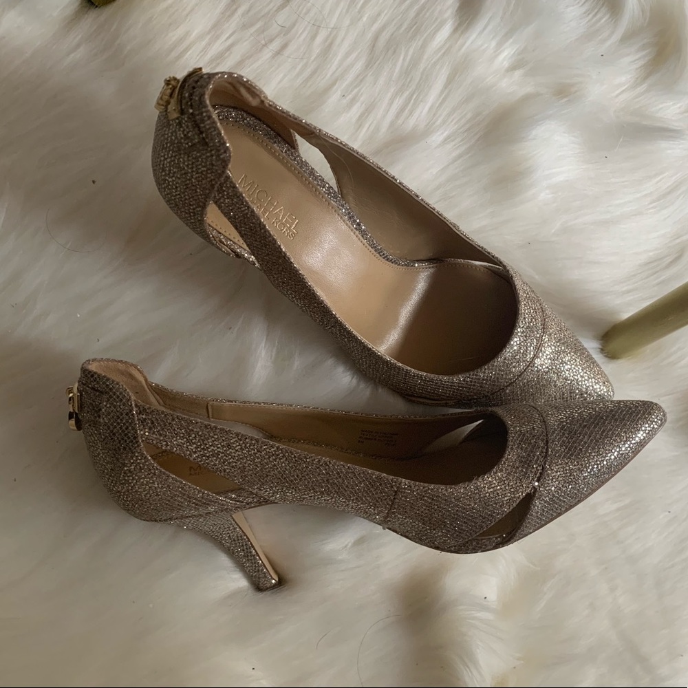Michael kors flex midi pumps